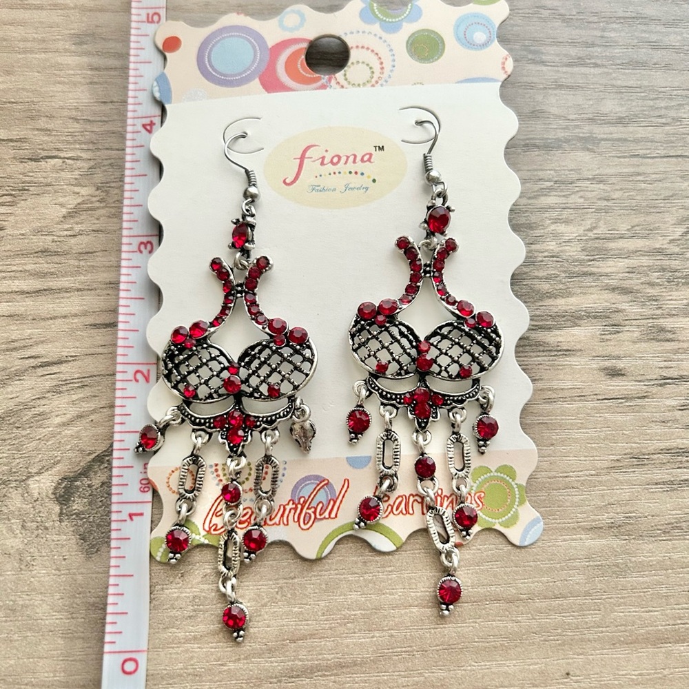 NWT Fiona Red Rhinestone Chandelier Drop Earrings - Picture 3 of 4